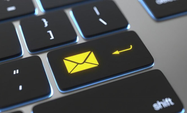 Consejos para tu gestor de correo Gestor de correo webmail, accede a tu correo de forma remota teclado con el icono en color coporativo